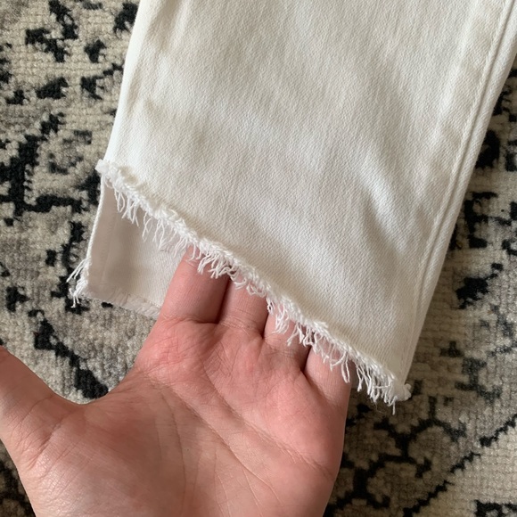 NWT A&F HI RISE ANKLE JEANS - Picture 3 of 5